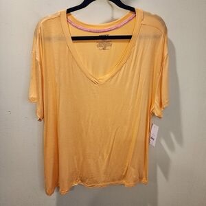 JOYSPUN Women's Plus sizw TShirt Plus size 2X (18w-20w) NWT